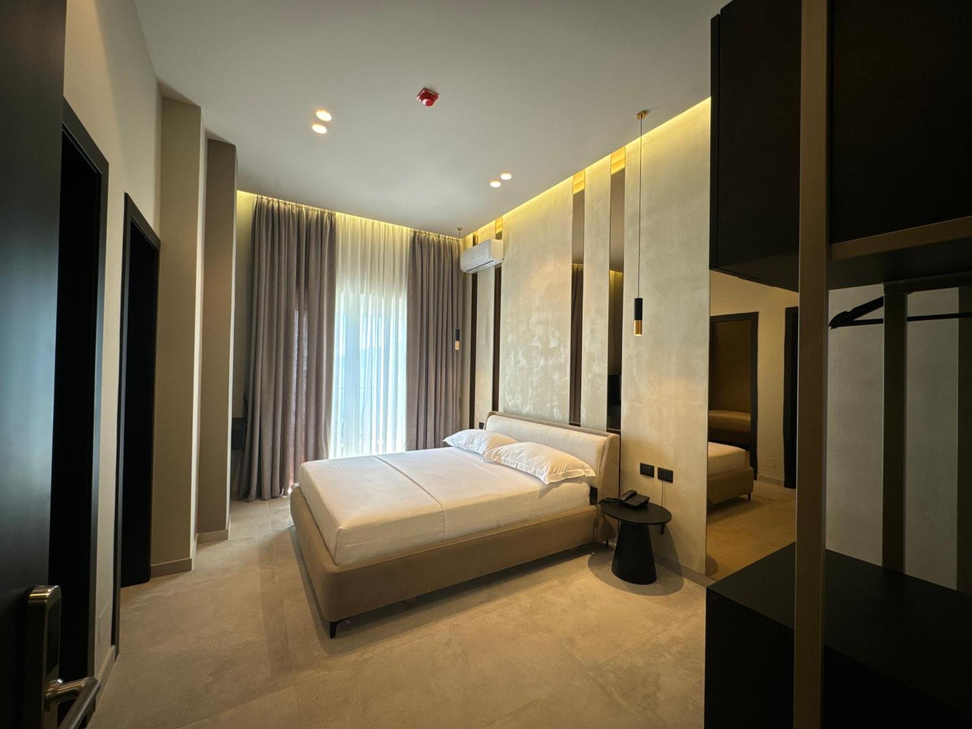 Nuna Hotel Radhime Ngoại thất bức ảnh