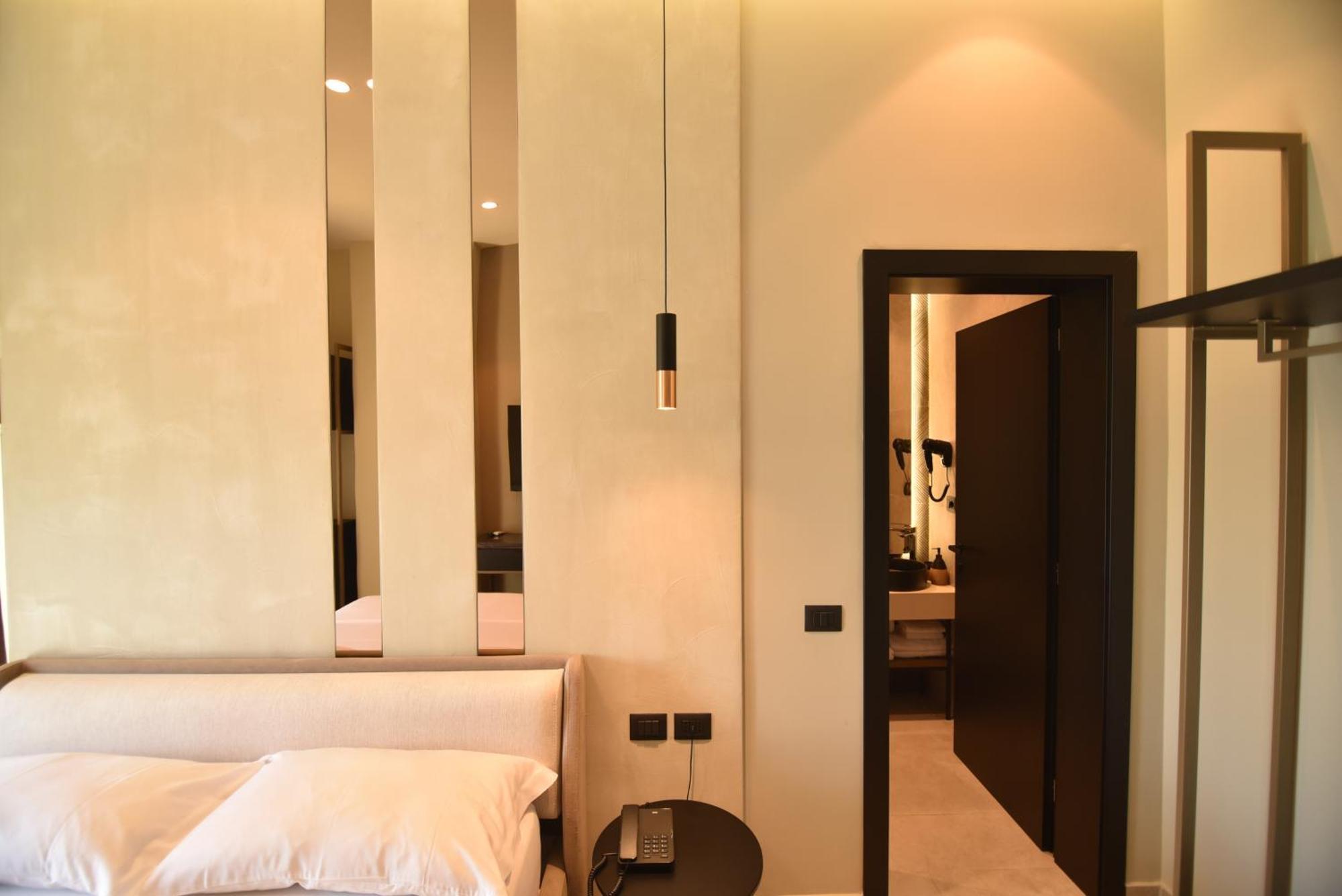Nuna Hotel Radhime Phòng bức ảnh