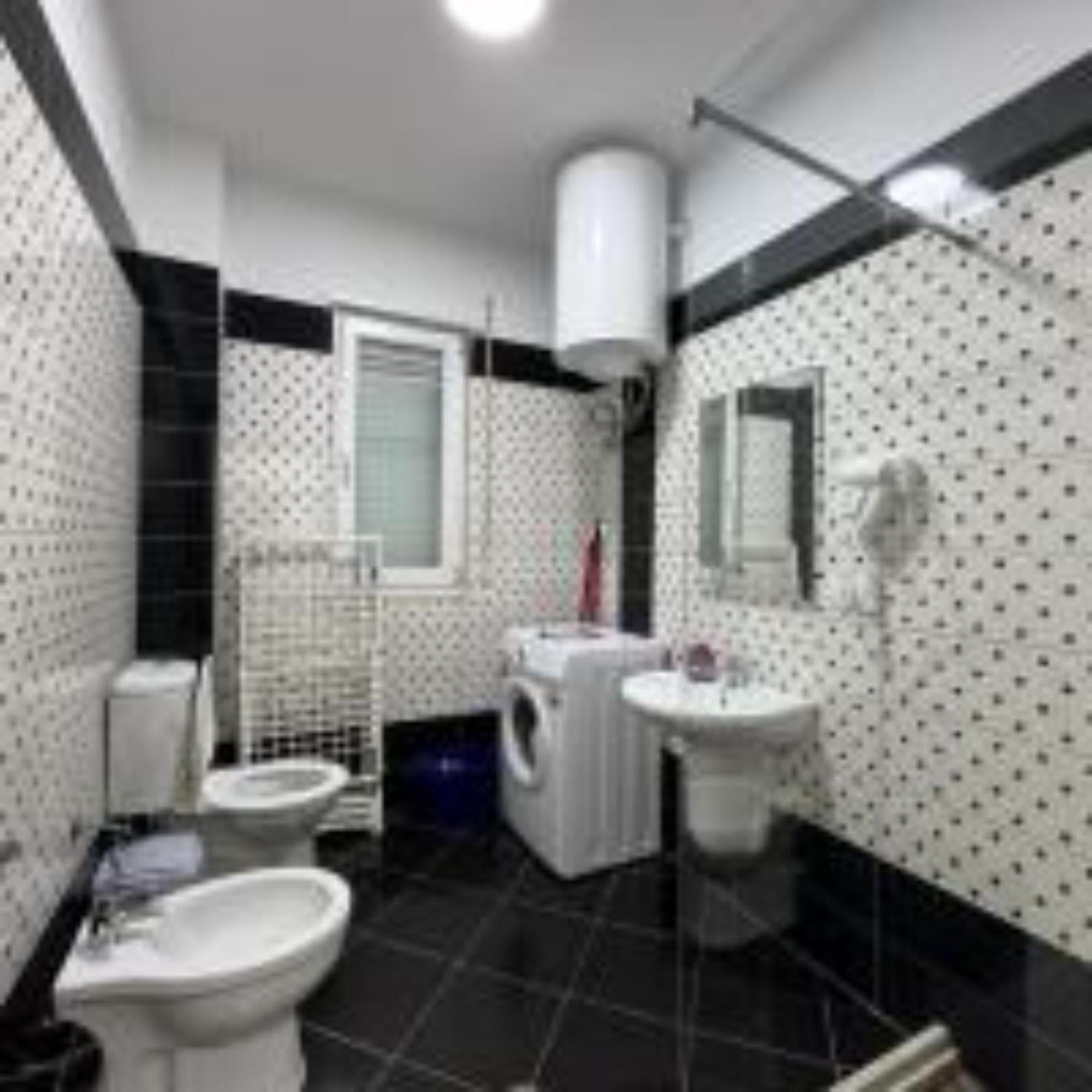 Nuna Hotel Radhime Ngoại thất bức ảnh